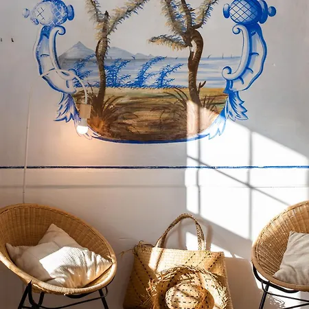 - * אריסרייה